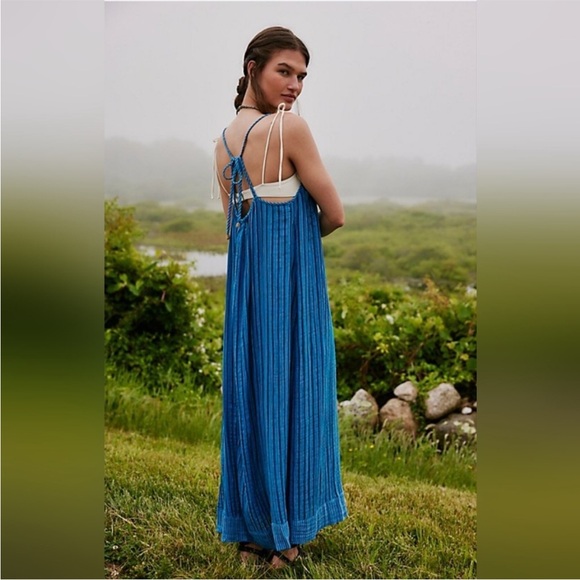 Free People Rio Reversible Midi - NWOT - Picture 3 of 10
